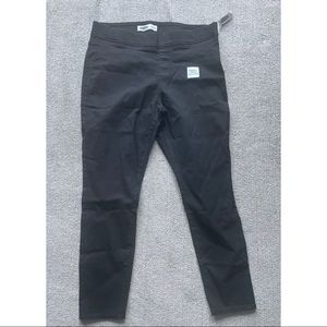 NWT Old Navy Rockstar Jeggings Skinny Leg Size 16 Black Jeans